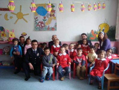 Pazarlar'da Polisten Okul Ziyareti
