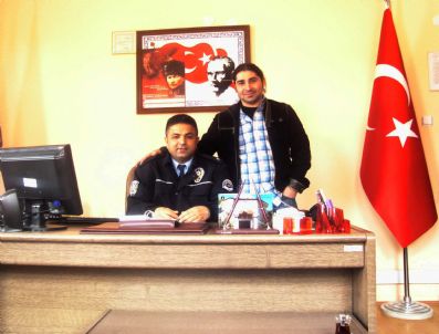 SEFAKÖY - Şarkıcı Doğa, Hisarcık İlçe Emniyet Amirini Ziyaret Etti