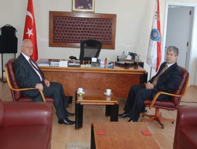 Vali Erkmen Emniyet Müdürlüğü'nü Ziyaret Etti