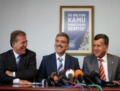 Balıkesir Hukukçular Derneği Başkanı Kalınoğlu: Yıllardır yeni anayasa özlemi çekiyoruz