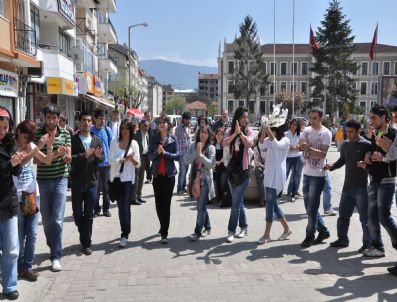 İŞÇI BAYRAMı - Bolu'da 1 Mayıs İşçi Bayramı