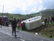 Ergani'de Trafik Kazası: 1 Ölü, 10 Yaralı