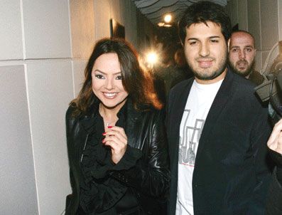 Gündeş'in ilk pozu