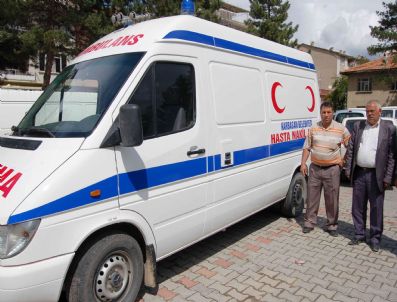 Gurbetçiler Ambulans Bağışladı