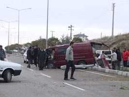 SEBAHATTIN YıLMAZ - Kırıkkale'de trafik kazası: 1 ölü