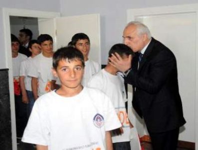 MEHMET KURT - Liceli Çocuklar Diyarbakır Valiliği'ni Ziyaret Etti