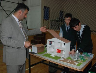 Öğrencilerden Güneşten Beslenen Okul Projesi