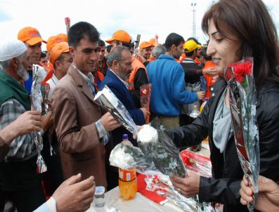 TÜRK İŞ - Siverek'te 1 Mayıs İşçi Ve Emekçi Bayramı