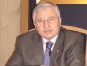 Ak Parti Milletvekili Akbulut: 'Baykal'ı Meydanlarda Yenmek İsteriz'