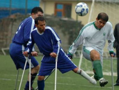 SELMAN YURDAER - Engel Tanımayanlar Şenliği Yapıldı