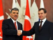 Gül, Medvedev onuruna akşam yemeği verdi