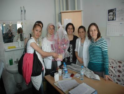 VEYSEL ÇIFTÇI - Hakkari'de Dünya Hemşireler Günü Etkinlikleri