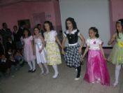 İlköğretim Okulu Öğrencilerinden Anneler Günü Programı