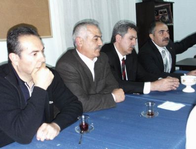 Kayak Federasyonu Başkanı Özer Ayık'a Destek Toplantısı Yapıldı