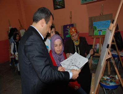 CEMAL AKYıLDıZ - Of'ta Ressamlar Yetişiyor