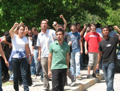 TÜRK TARIHI - Ege Üniversitesi Karıştı