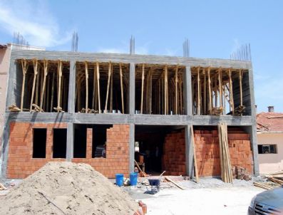 NIHAT NALBANT - Küçükköy'de Hayırseverlerden 8 Derslikli Ek Bina