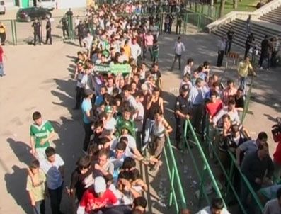Bursa taraftarları bilet peşinde
