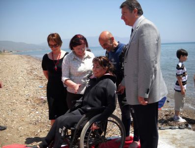 DOĞANBEY KÖRFEZI - Denizaltını Keşfettiler