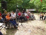 Engelliler Çatalca'da piknikte buluştu