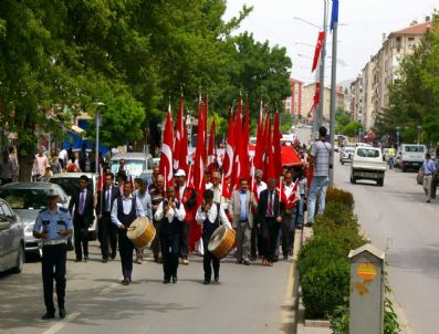 Kırşehir'de Gençlik Yürüyüşü Yapıldı