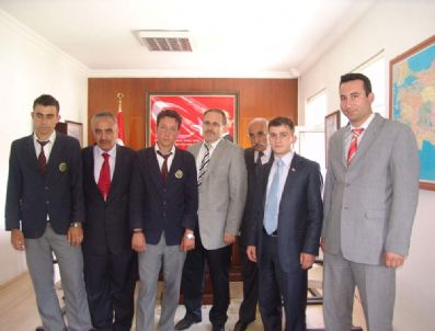 Örnek Gençler Ödüllendirildi