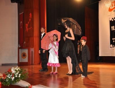 CEMIL ÇELIK - Malatya'da Büyük Ve Küçüklerin Defilesi İlgi Gördü