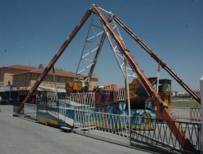 TUĞBA ÖZERK - 16. Erciyes Bahar Şenliği Başladı