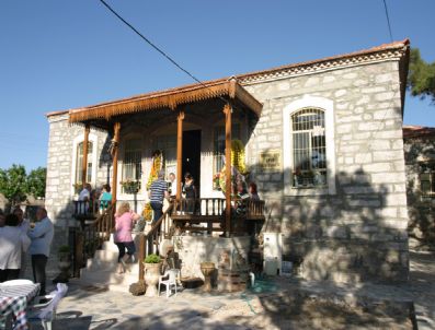 ŞAHIN BAYHAN - Barbaros Emek Kültür Ve Sanat Evi Açıldı