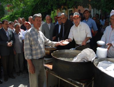 HALIL GÜLCÜ - Dünya Çiftçiler Günü Kula'da Kutlandı