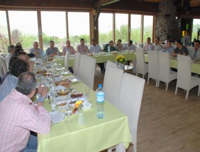 KAYSO - Sanayiciler Kahvaltıda Bir Araya Geldi