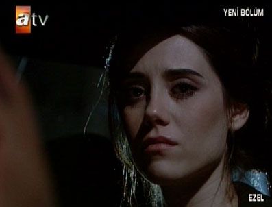 EZEL DIZISI - Ezel'in 28. bölümünde büyük aşk