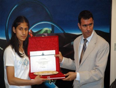 HASAN DURUER - Hikaye Yarışmasının Ödülleri Verildi