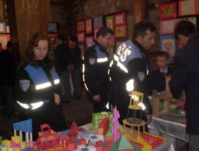 TALAK - Kars'ta İlköğretim Okulu Öğrencilerinden Tekno-tasarım Sergisi