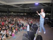 Karşıyaka Çiçekle Doldu