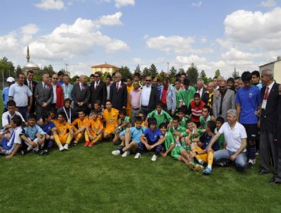 NIHAT CANPOLAT - 19 Mayıs Futbol Turnuvasının Şampiyonu Erciyesspor Oldu