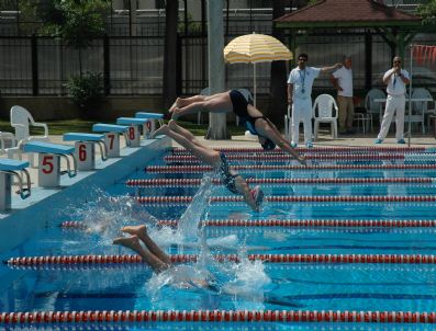 NEJAT BEK - Adana'da, 19 Mayıs Atatürk'ü Anma, Gençlik Ve Spor Bayramı Kutlamaları Başladı