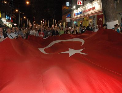 TÜRKIYE GENÇLIK BIRLIĞI - Add Ve Türkiye Gençlik Birliği Grupları Malatya'da Yürüyüşü Yaptı