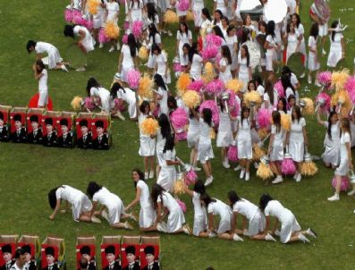 BURSA ATATÜRK STADYUMU - Bursa'da Çifte Bayram