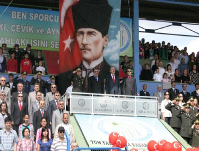 TUNCAY KıLıÇ - Edremit'te 19 Mayıs Coşkusu