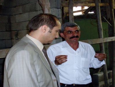 COŞKUN AÇıK - Evi Yıkılmak Üzere Olan Vatandaşa Yeni Ev Yapılıyor