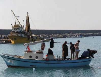 Kaçak Balık Avlayan 27 Kişiye 19 Bin 521 Lira Para Cezası