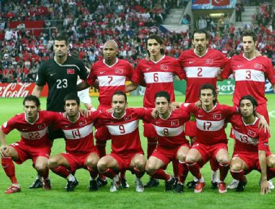 YASER YıLDıZ - Milli Futbolcular Olgunlar Futbol Turnuvasında
