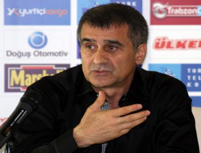 RİGOBERT SONG - Şenol Güneş'ten Sezon Değerlendirmesi