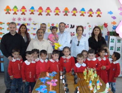 MUSTAFA KUTLU - Sorunlarına Dikkat Çekmek İçin Kermes Düzenlediler