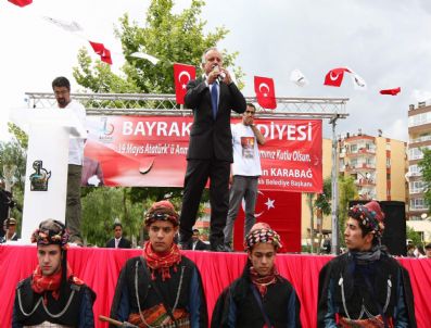 TÜRKIYE GENÇLIK BIRLIĞI - Tgb'li Gençler Başkan Karabağ İle Buluştu