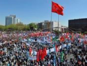 1 Mayıs alkışlarla kutlandı