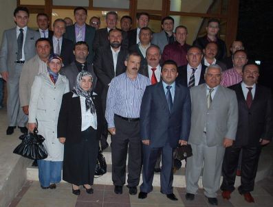 Ak Parti Turgutlu'da Yeni Yönetimini Belirledi