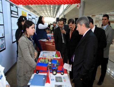 ATILLA GÜLSAR - Genç Beyinler Bilim Şenliğinde Hünerlerini Sergileyecek