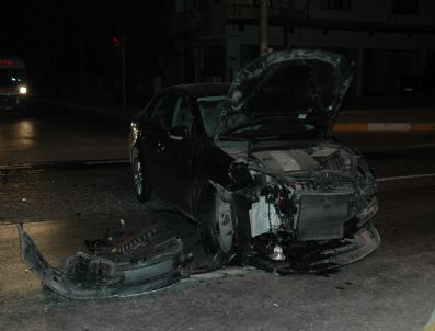 Milas'ta Trafik Kazaları; 2 Yaralı